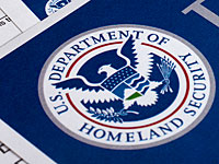 Секретные документы Департамента внутренней безопасности США забыты в самолете
