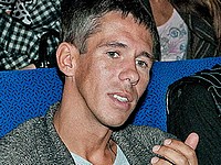 Судебные приставы за долги арестовали автомобиль актера Алексея Панина