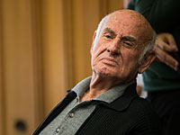 Депутат Яаков Пери объявил об уходе из Кнессета