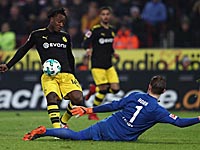 Миши Батшуайи забил два мяча в дебютном матче. 