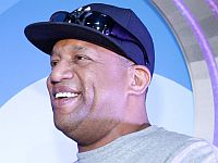 Изобретатель хип-хопа Lovebug Starski умер в возрасте 57 лет