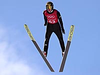 Прыжки с трамплина. Олимпийским чемпионом стал немец Андреас Веллингер