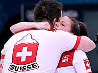 Керлинг. Швейцарцы вышли в финал, победив российскую пару