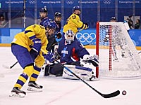 Хоккей. Объединенная сборная Кореи второй матч проиграла со счетом 0:8