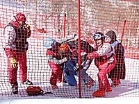 Российский горнолыжник упал во время суперкомбинации. Переломов удалось избежать