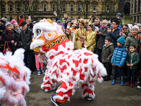 Празднование начала года Желтой земляной собаки. Фоторепортаж из Глазго 