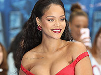 Знаменитой певице Риханне - 30. Фотогалерея
