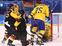 Сенсация хоккейного турнира. Немцы вышли в полуфинал, победив шведов