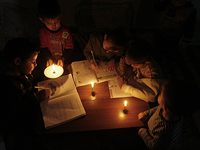 Йоав Мордехай: ХАМАС продает топливо, оставляя население Газы во тьме