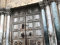 Врата Храма Гроба Господня закрылись в знак протеста против введения муниципального налога